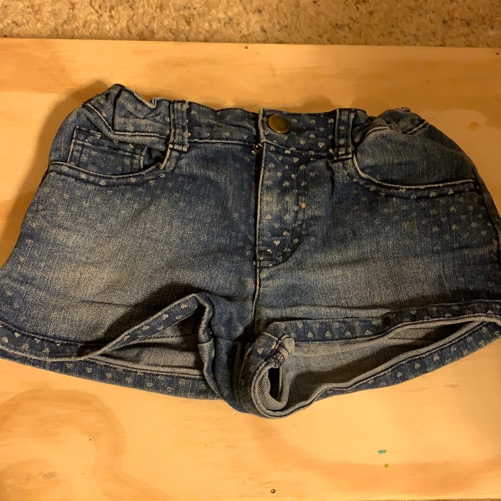 Short shorts